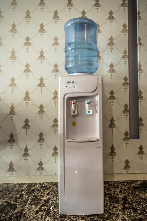 Crystal Garden Hotel - Seri Kembangan Esterno foto