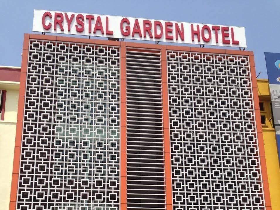 Crystal Garden Hotel - Seri Kembangan Esterno foto